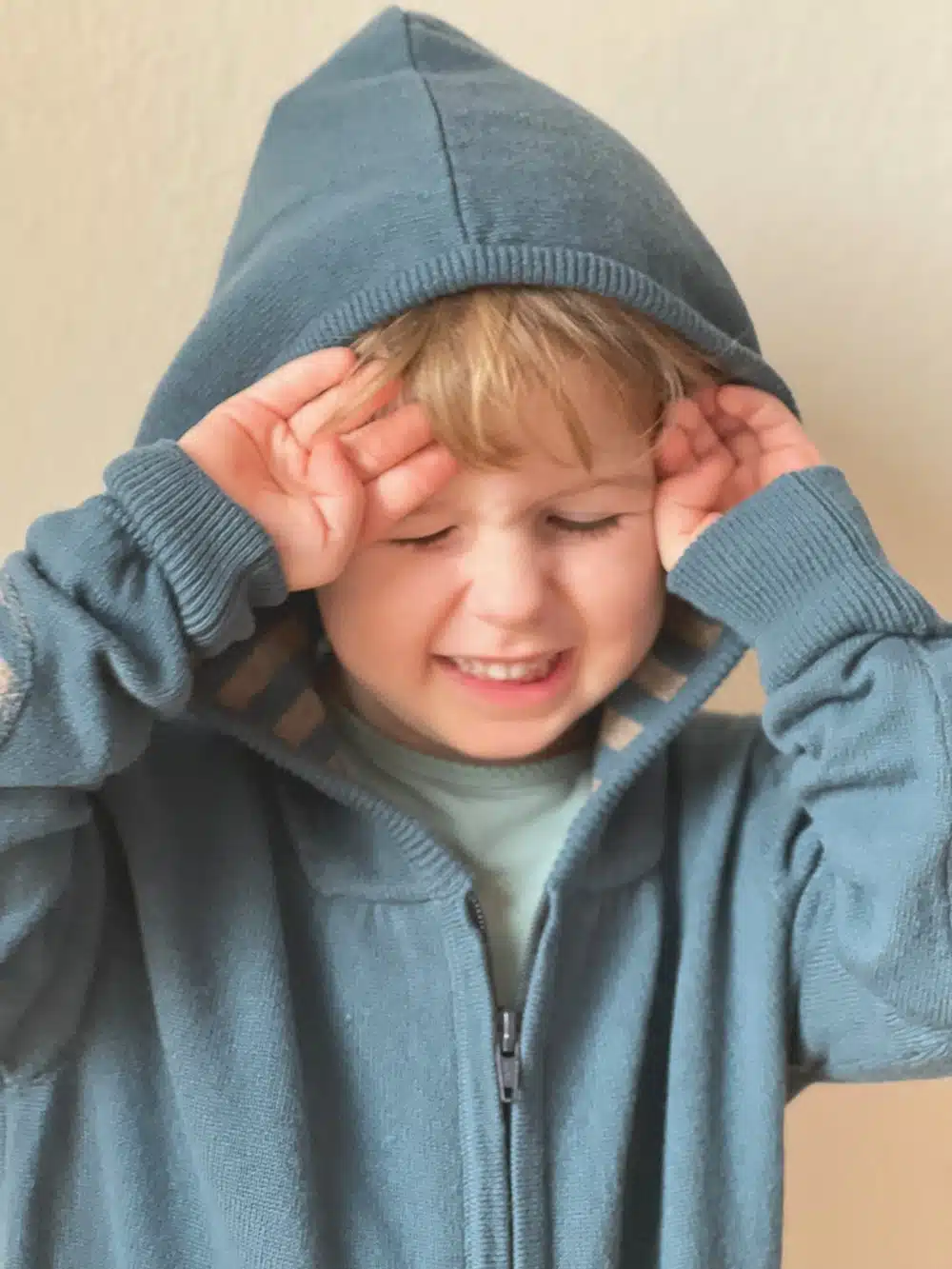 Kinder Hoodie